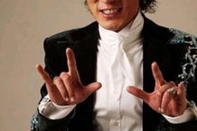 李咏资料个人资料,才华横溢的主持人，人生精彩纷呈的传奇人生