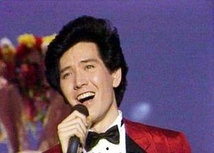 娱乐吃瓜人设崩塌了,吃瓜人设崩塌背后的真相揭秘